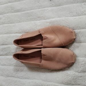 TOMS women's size 8.5 genuine suede alpargata espadrille salmon/pink